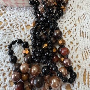 N207 Elegant Black and Bronze Beaded Necklace